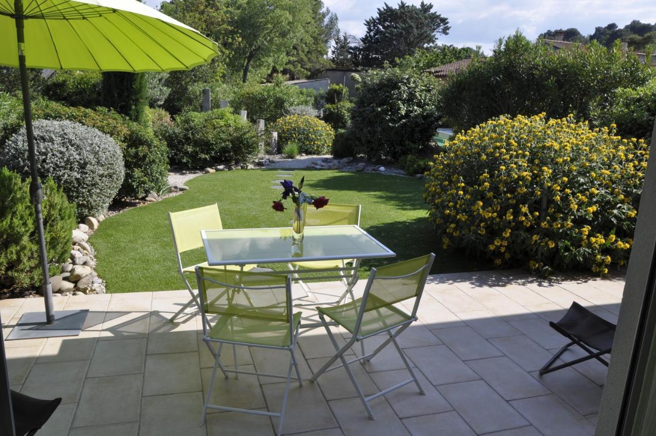 Martichris Apartment Chateauneuf-de-Gadagne Luaran gambar